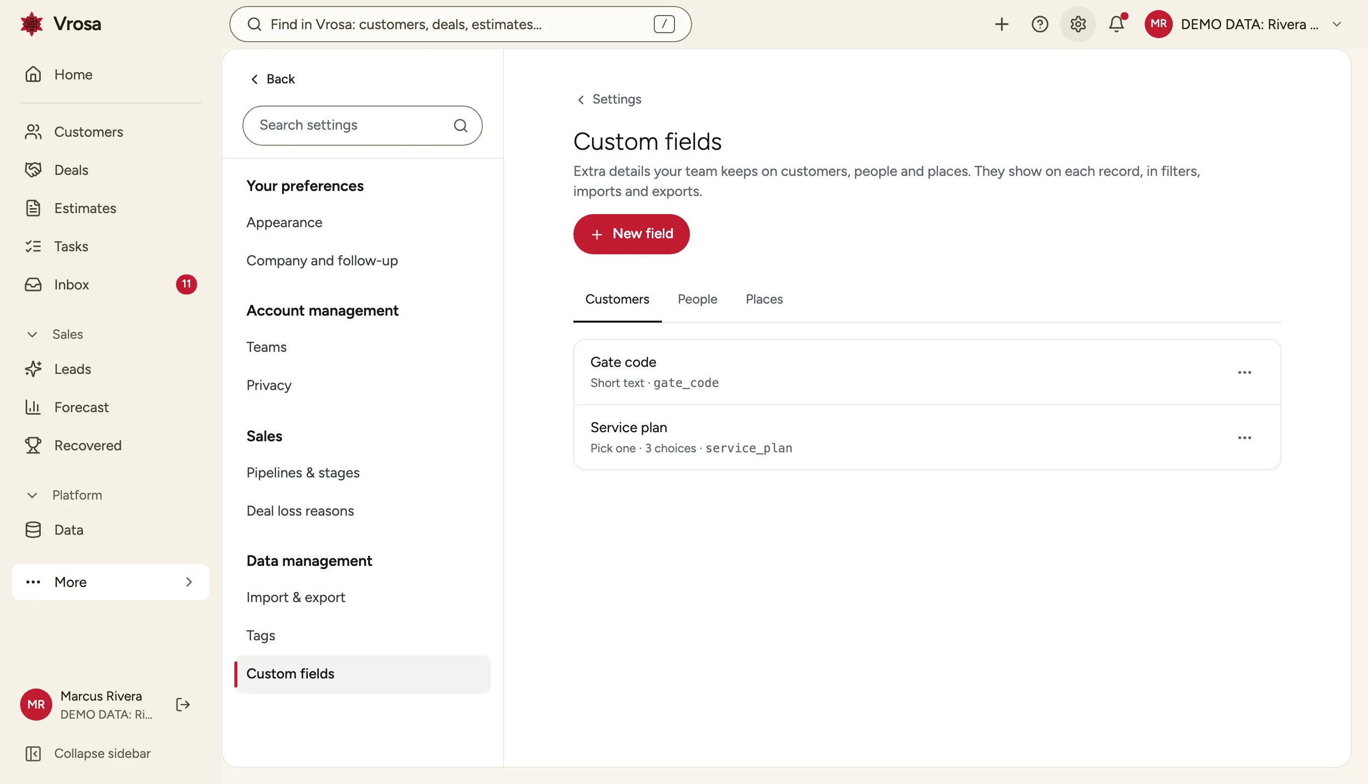 Vrosa custom fields such as gate code and service plan, using example data